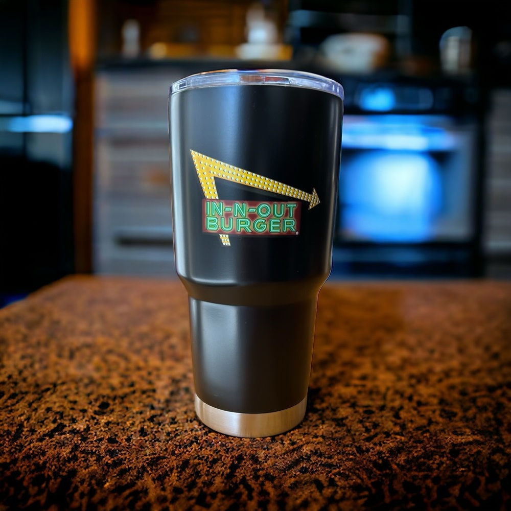 IN-N-OUT HOT / COLD 30 Oz Cup Tumbler Travel Collectible Gift Mug Cup New - Picture 7 of 14